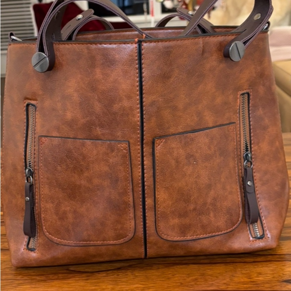 Brown Structured Tote with Vintage Appearance and Roomy Design
